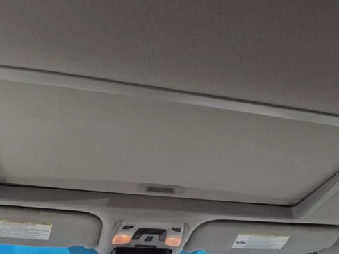 Used 2014 Toyota Sienna XLE FWD image 8