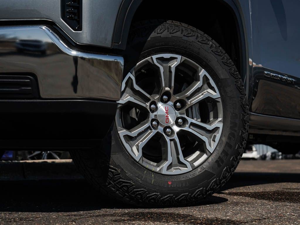 New 2026 GMC Sierra 1500 SLE AWD/4WD image 6