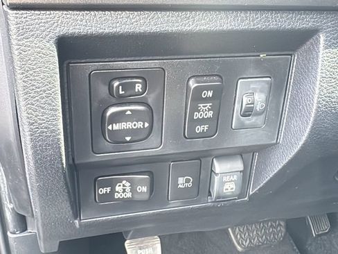 Used 2021 Toyota Tundra SR5 w/ TRD Sport Package AWD/4WD image 16