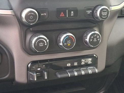 Used 2023 RAM 2500 Big Horn w/ Level 1 Equipment Group AWD/4WD image 15