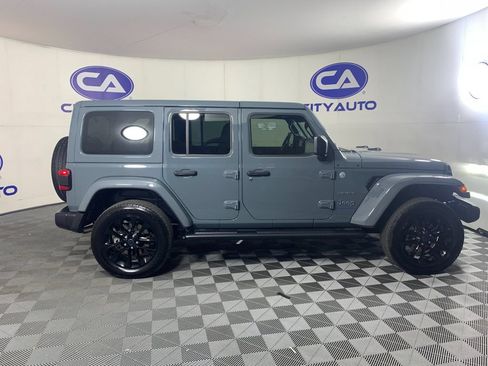 Used 2024 Jeep Wrangler Unlimited Sahara w/ Dual Top Group AWD/4WD image 2