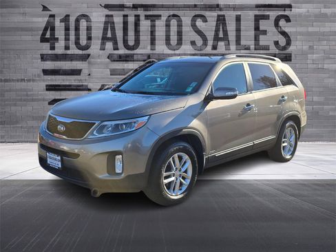 Used 2015 Kia Sorento LX image 6