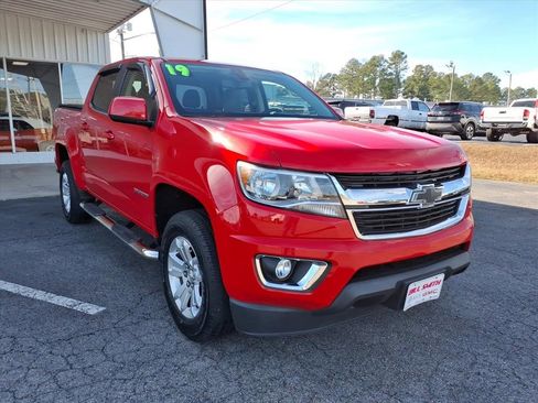 Used 2019 Chevrolet Colorado LT w/ LT Convenience Package image 1