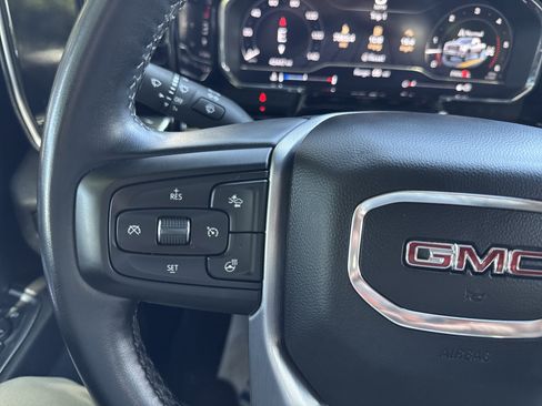 Used 2024 GMC Sierra 3500 SLT w/ SLT Convenience Package AWD/4WD image 30