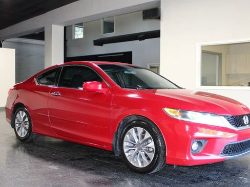 Used 2013 Honda Accord EX image 2