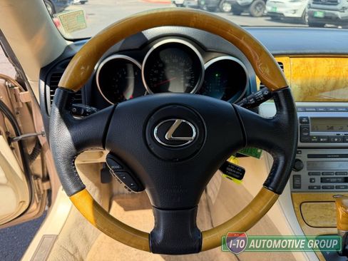 Used 2004 Lexus SC 430 Convertible RWD image 18