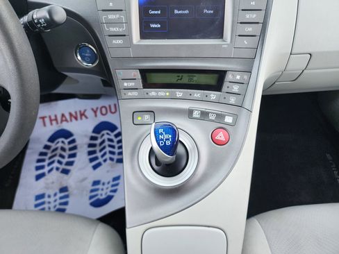 Used 2012 Toyota Prius Two image 33