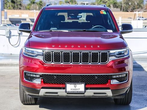 Used 2024 Jeep Wagoneer L Series II RWD image 3