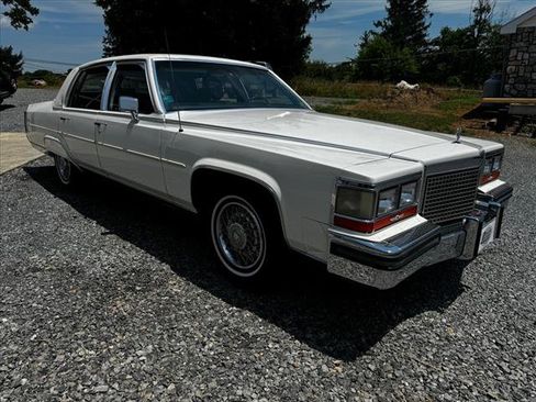 Used 1988 Cadillac Brougham Base image 2