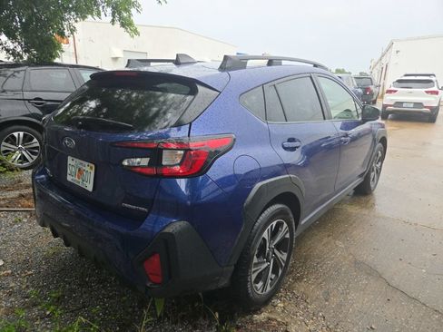 Used 2025 Subaru Crosstrek 2.5i Premium AWD/4WD image 9