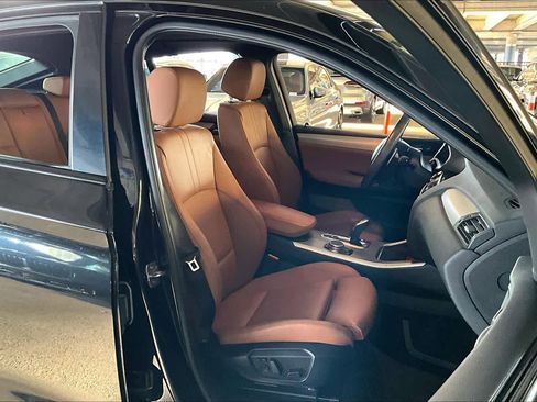 Used 2016 BMW X4 xDrive28i image 8