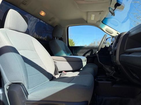 Used 2014 RAM 3500 Tradesman w/ Popular Equipment Group image 17