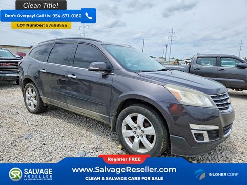 Used 2016 Chevrolet Traverse LT w/ Style and Technology Package FWD image 5