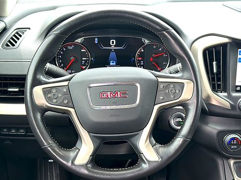 Used 2022 GMC Terrain Denali w/ Denali Premium Package AWD/4WD image 21