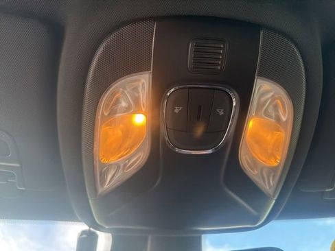 Used 2025 Jeep Compass Trailhawk AWD/4WD image 24