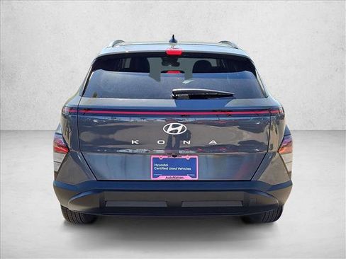 Certified 2025 Hyundai Kona SEL image 7