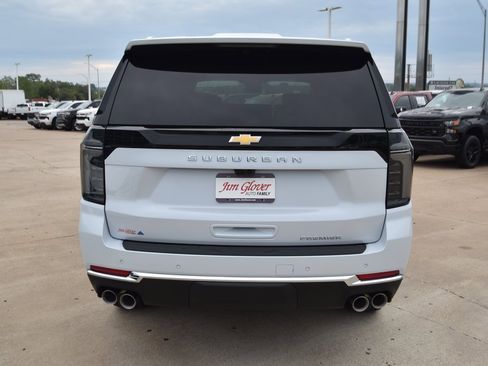 New 2026 Chevrolet Suburban Premier image 5