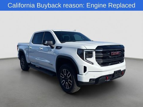 Used 2025 GMC Sierra 1500 AT4 w/ Technology Package AWD/4WD image 8