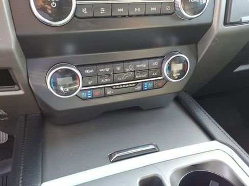 Used 2021 Ford Expedition XLT image 22