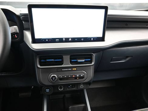 New 2026 Ford Maverick Lobo AWD/4WD image 37