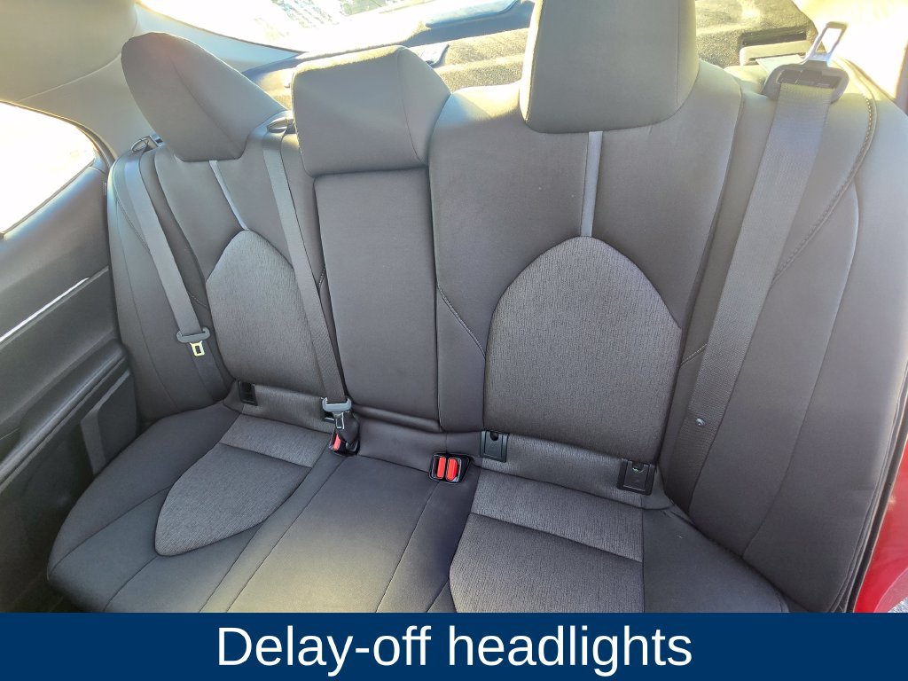 Used 2023 Toyota Camry LE FWD image 9