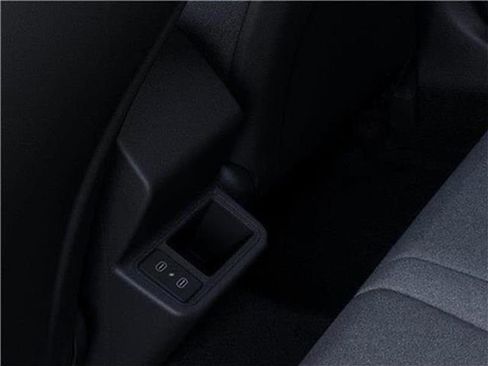 New 2025 Kia K4 LX image 26