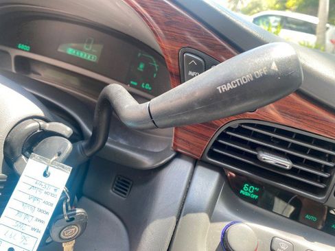 Used 2005 Cadillac De Ville image 51