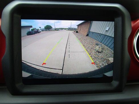 Used 2021 Jeep Wrangler Rubicon AWD/4WD image 15