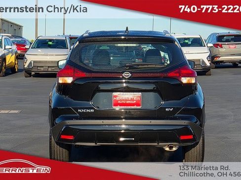 Used 2024 Nissan Kicks SV image 31