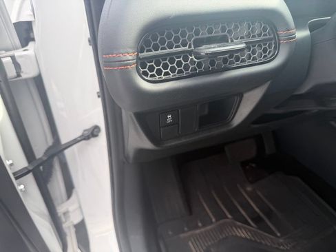 Certified 2023 Honda HR-V Sport image 15