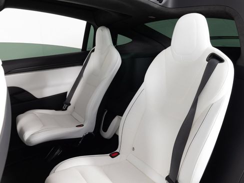 Used 2022 Tesla Model X Plaid AWD/4WD image 18