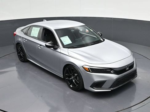 Used 2023 Honda Civic Sport image 23