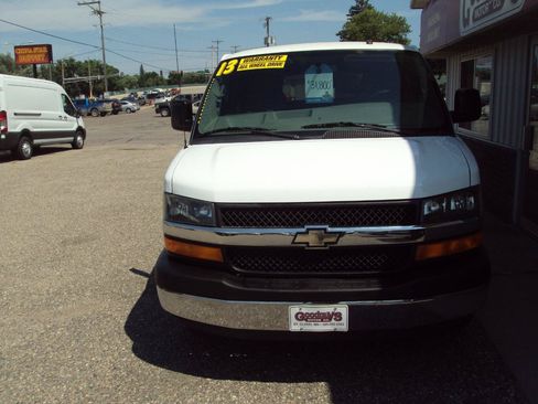 Used 2013 Chevrolet Express 1500 LT w/ LT Preferred Equipment Group AWD/4WD image 3