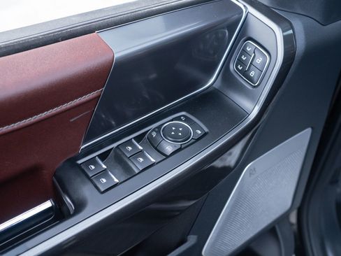 Used 2021 Ford F150 Lariat w/ Equipment Group 502A High image 23