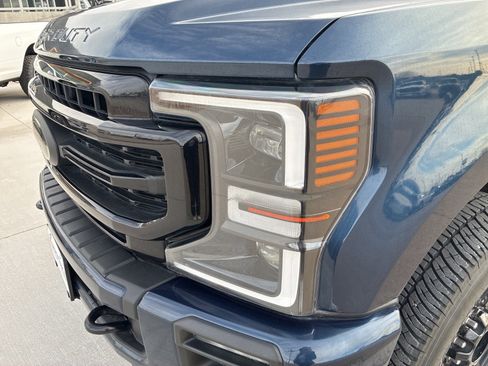 Used 2020 Ford F250 Lariat image 10