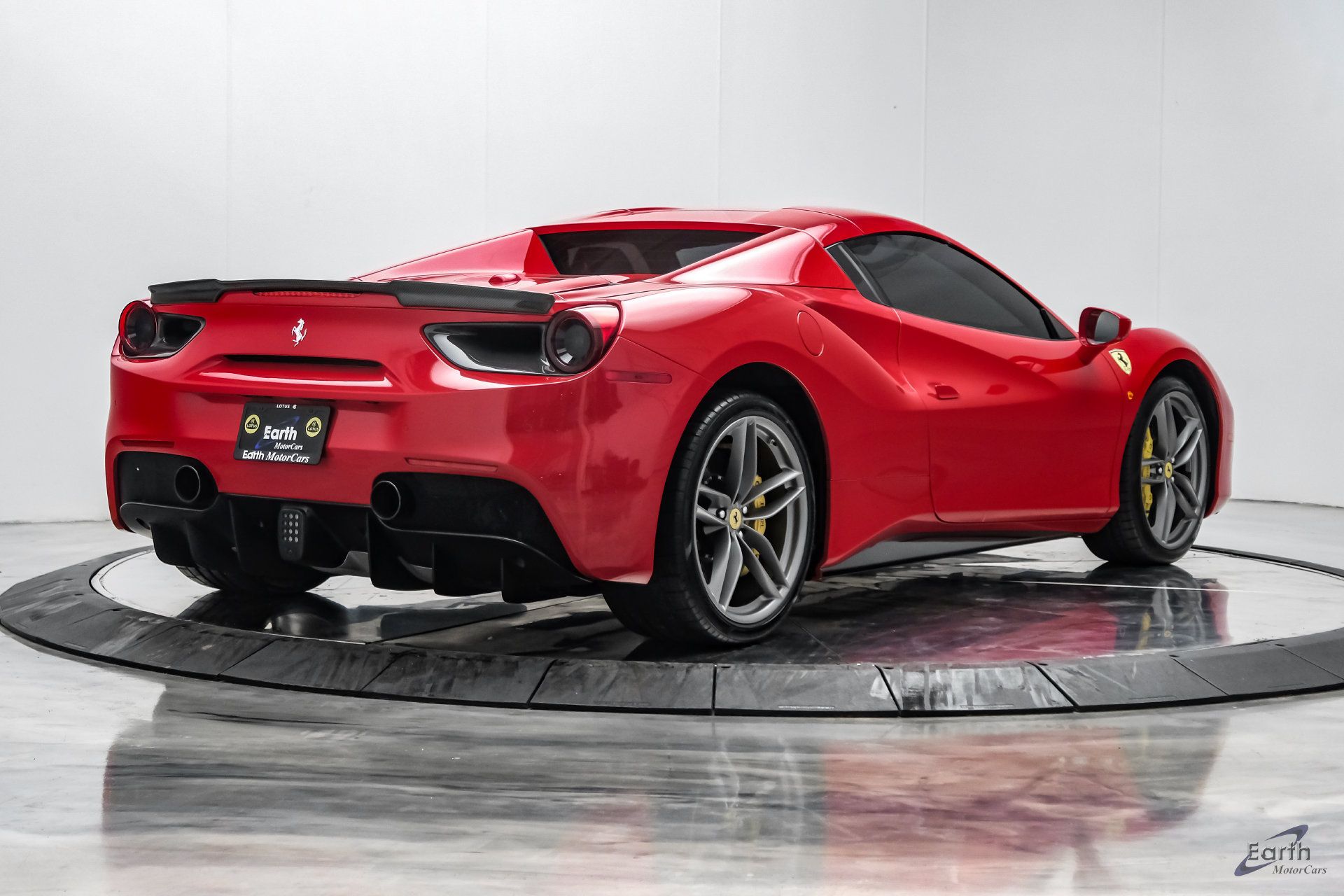 Used 2018 Ferrari 488 Spider RWD image 23