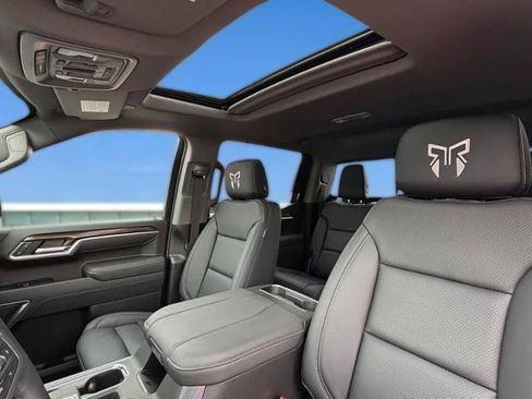 New 2025 Chevrolet Silverado 1500 RST AWD/4WD image 24