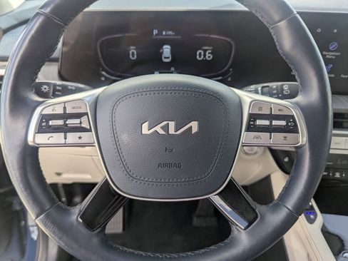 Used 2023 Kia Telluride EX image 28