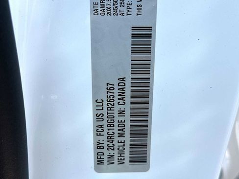 New 2026 Chrysler Pacifica Select image 22