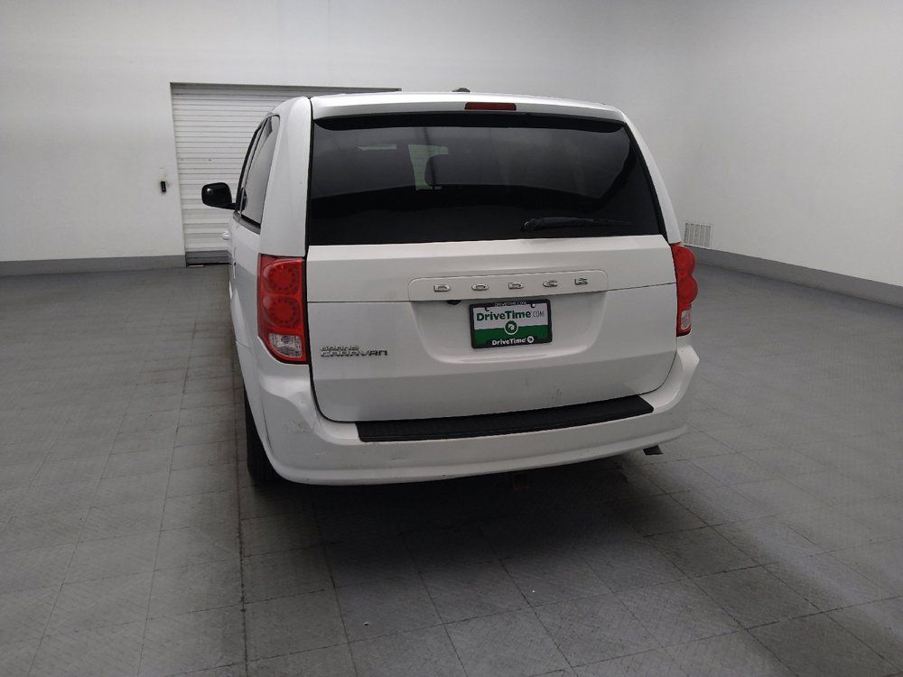 Used 2015 Dodge Grand Caravan SXT w/ Blacktop Package FWD image 6