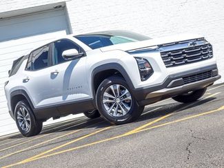 New 2026 Chevrolet Equinox LT w/ Safety and Technology Package FWD video 3