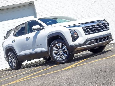 New 2026 Chevrolet Equinox LT w/ Safety and Technology Package FWD image 3