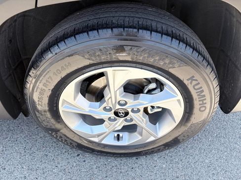 Used 2024 Hyundai Tucson SE FWD image 19