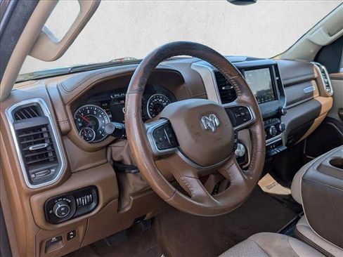 Used 2020 RAM 1500 Laramie AWD/4WD image 9