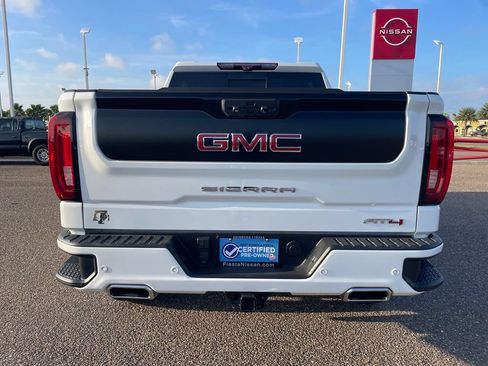 Used 2023 GMC Sierra 1500 AT4 w/ Technology Package AWD/4WD image 6