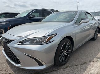 Used 2024 Lexus ES 350 w/ Premium Package video 1