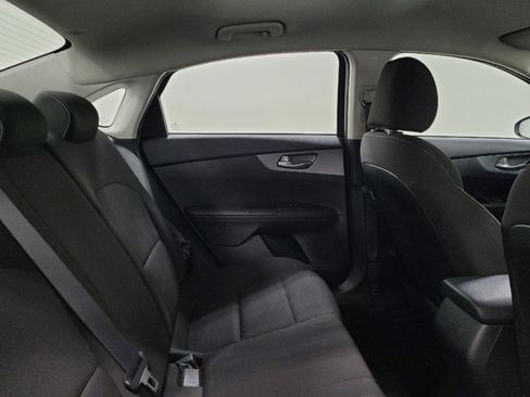 Used 2021 Kia Forte LXS FWD image 19