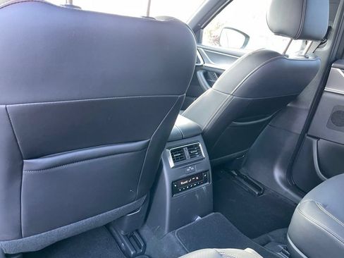 Certified 2025 MAZDA CX-90 3.3 Turbo w/ Premium Plus Pkg AWD/4WD image 10