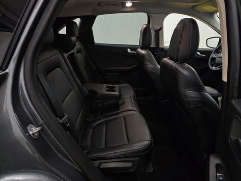 Used 2022 Ford Escape Titanium w/ Class II Trailer Tow Package AWD/4WD image 12