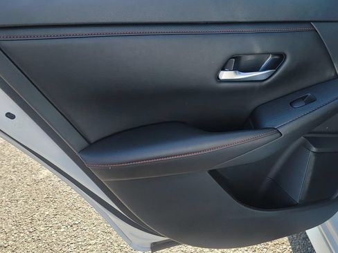 Used 2024 Nissan Sentra SR w/ SR Premium Package FWD image 14
